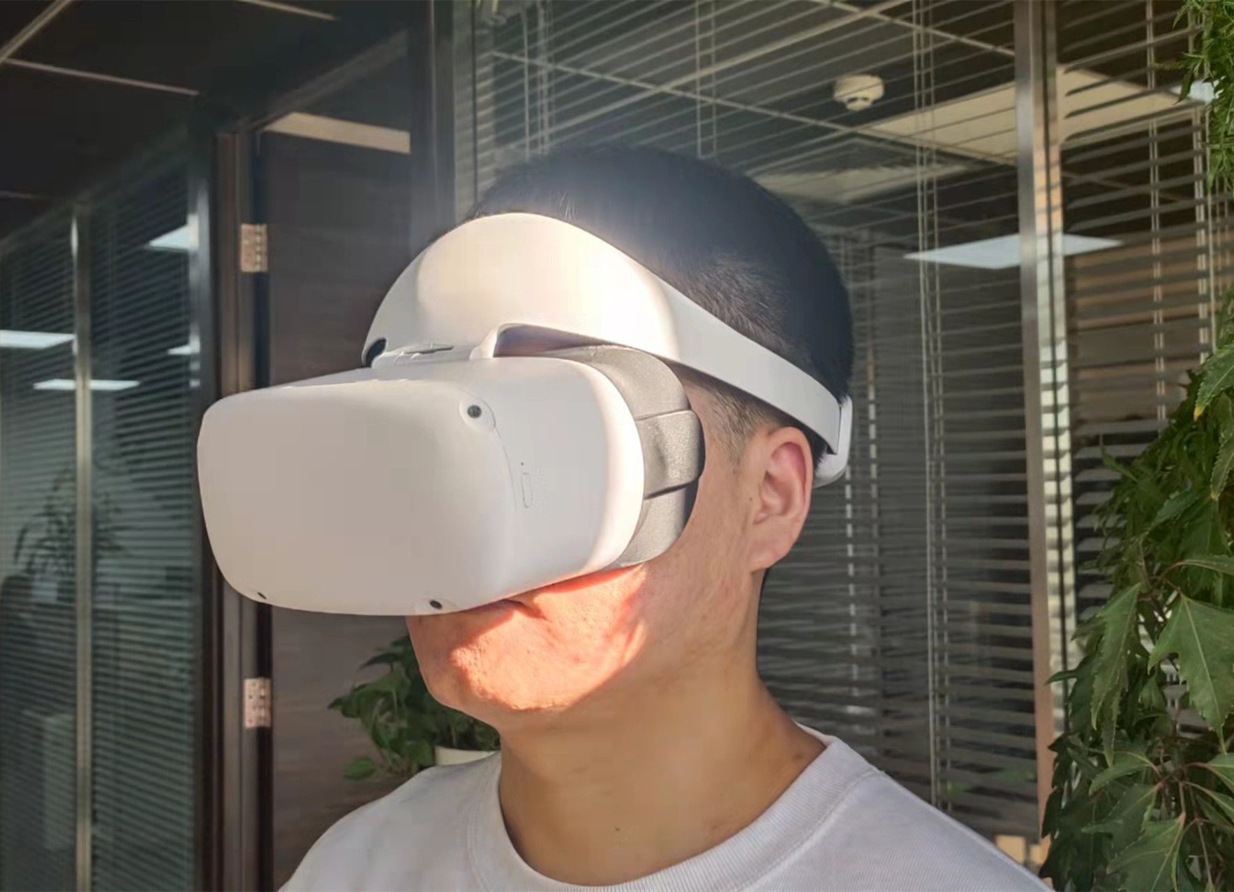 两千元不到的VR一体机，爱奇艺奇遇Dream