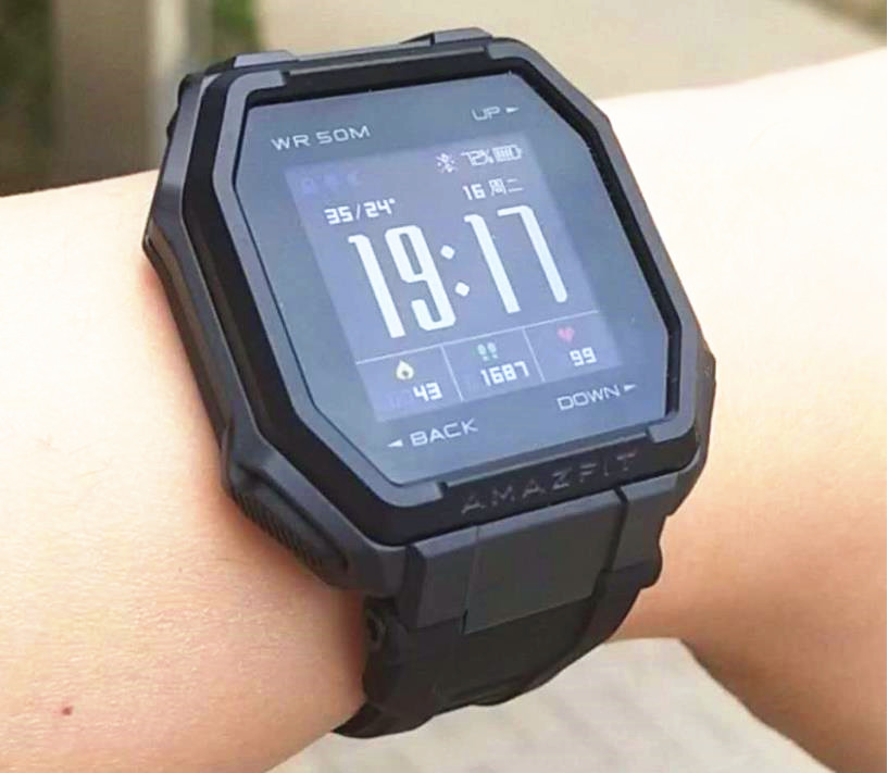 Amazfit Ares 智能运动户外手